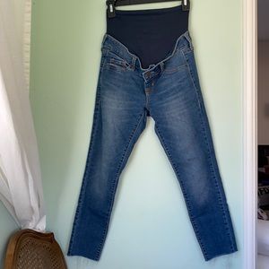 Old Navy maternity jeans